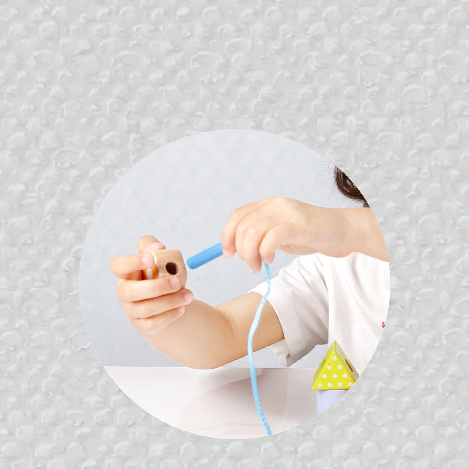 Goryeo Baby 蒙特梭利櫸木大顆粒穿線串珠積木 - 啟發專注力與精細動作-蒙特梭利玩具-Kidrise🧒🏻STEM香港教育玩具｜STEAM科學實驗玩具｜STEM幼兒教育玩具｜啟智早教玩具｜蒙特梭利教具