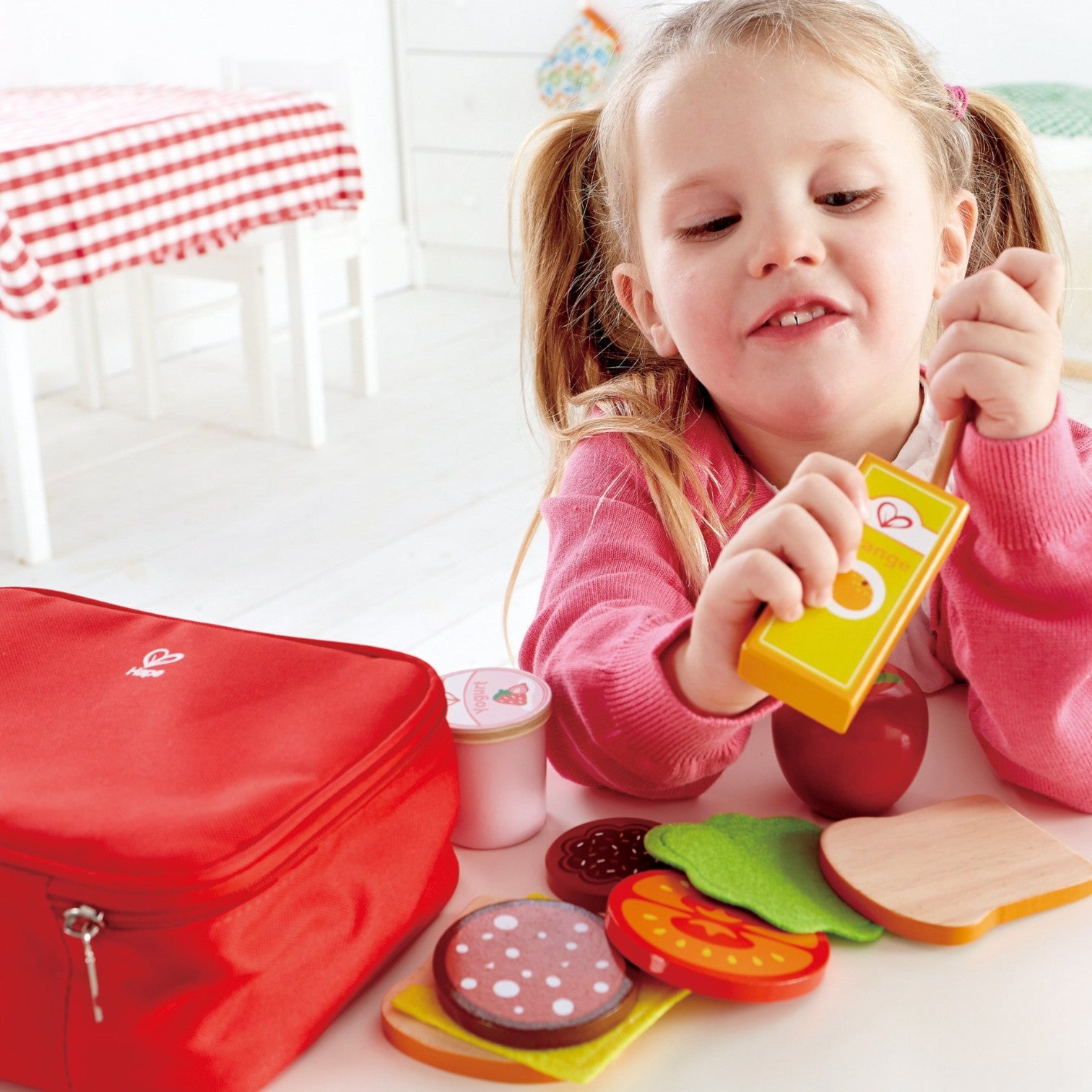 Hape E3131 Travel Lunch Box Set Secondary image