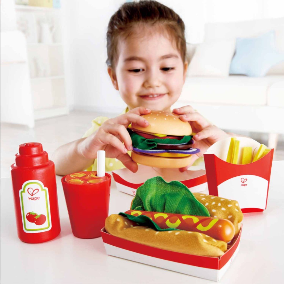 Hape E3160 Kitchen Toy - Fast Food Meal Secondary image