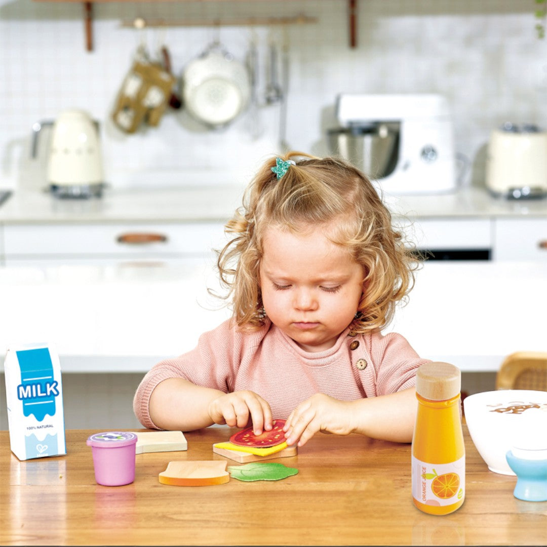 Hape E3172 Kitchen Toy - Energizing Breakfast Secondary image