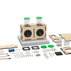 【加拿大直送】KiwiCo DIY 動能發光音箱 STEM 套裝 (運輸時間約需 10 至 14 個工作天)-STEM玩具-Kidrise🧒🏻STEM香港教育玩具｜STEAM科學實驗玩具｜STEM幼兒教育玩具｜啟智早教玩具｜蒙特梭利教具