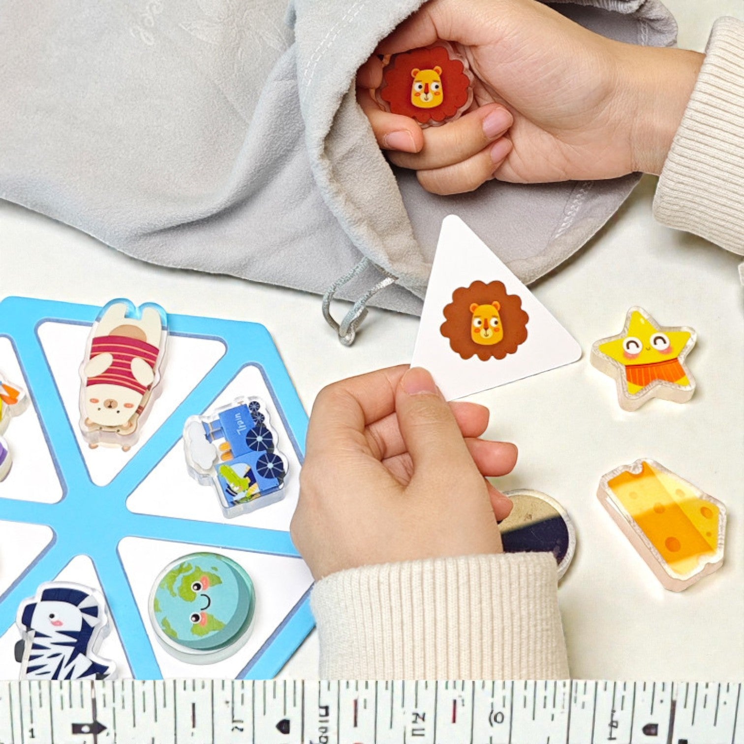 Pinwheel 觸感對對碰 — 蒙特梭利感統訓練教具-蒙特梭利玩具-Kidrise🧒🏻STEM香港教育玩具｜STEAM科學實驗玩具｜STEM幼兒教育玩具｜啟智早教玩具｜蒙特梭利教具