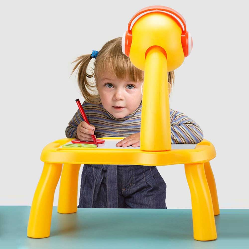 幼兒蒙氏長頸鹿投影機繪畫桌 (黃色)-蒙特梭利玩具-Kidrise🧒🏻STEM香港教育玩具｜STEAM科學實驗玩具｜STEM幼兒教育玩具｜啟智早教玩具｜蒙特梭利教具