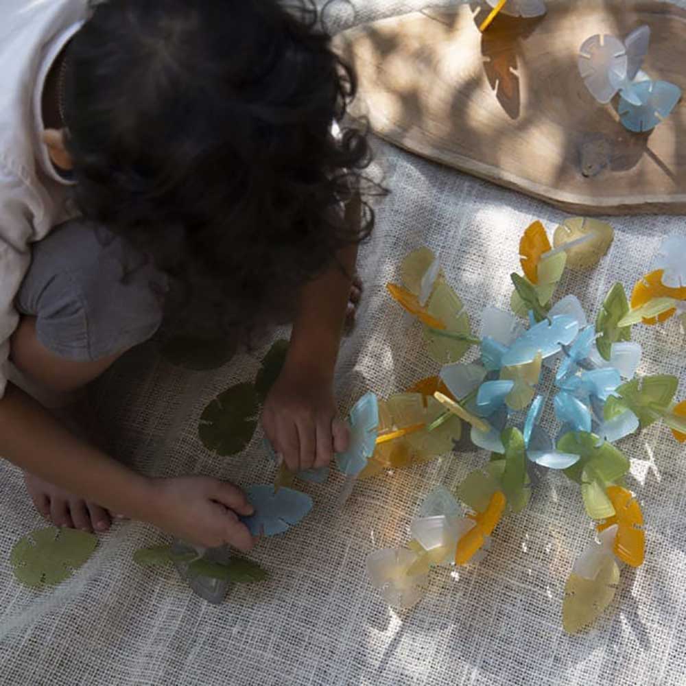 美國 Guidecraft Interlox 幼兒樹葉形狀多彩拼插片玩具 (96片)-蒙特梭利玩具-Kidrise🧒🏻STEM香港教育玩具｜STEAM科學實驗玩具｜STEM幼兒教育玩具｜啟智早教玩具｜蒙特梭利教具